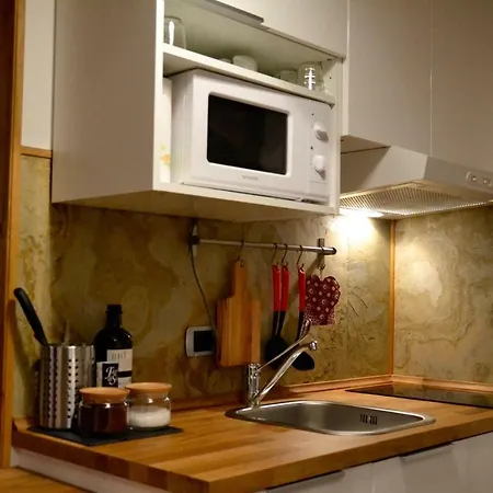 White Attic דירה *