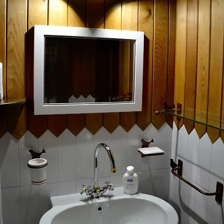 דירה White Attic ברויל-קרוויניה